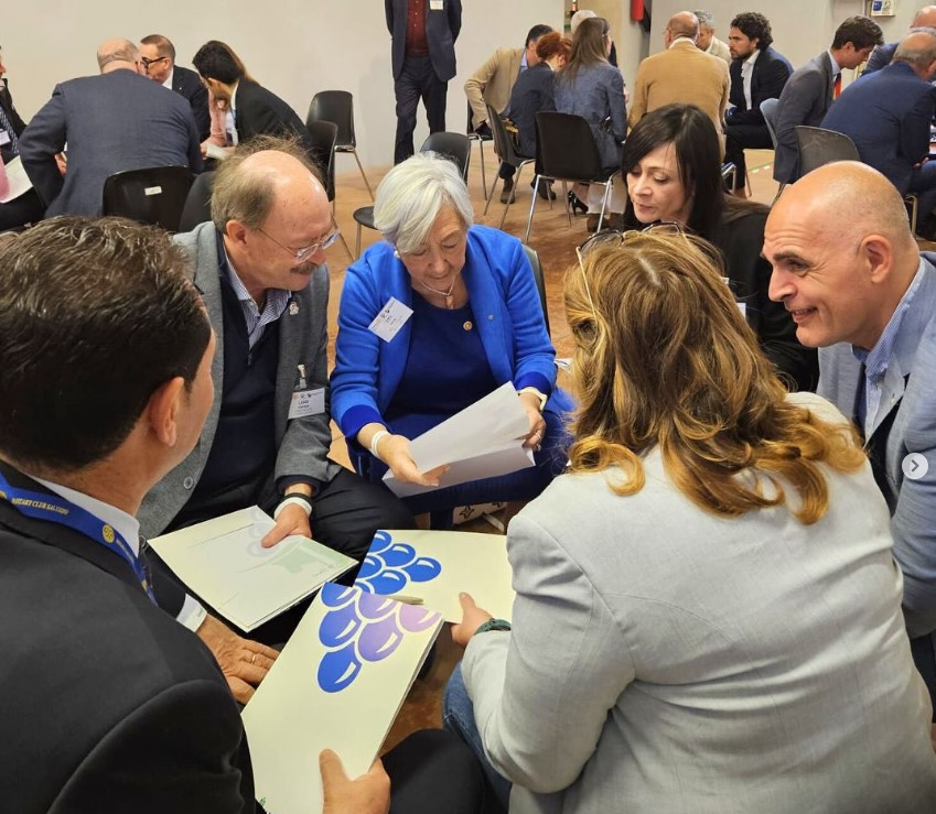 Seminario di Apprendimento per Facilitatori di Club